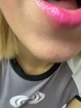 SweetBunnyGF online show from 02/04/26, 07:31