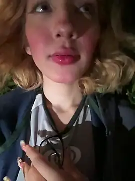 SweetBunnyGF online show from 05/13/26, 12:17