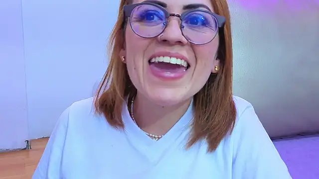 Victoria Fallon online show from 11/12/25, 09:40