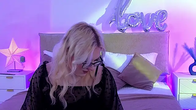 Jules night online show from 05/03/26, 09:07