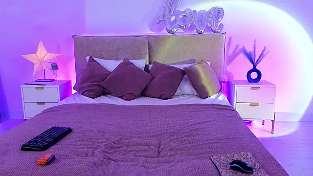 Jules night online show from 05/06/26, 09:08