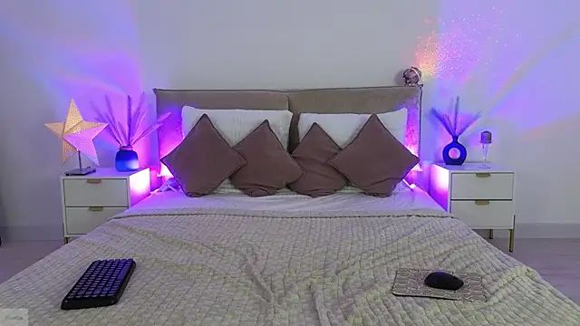 Jules night online show from 11/14/25, 10:02