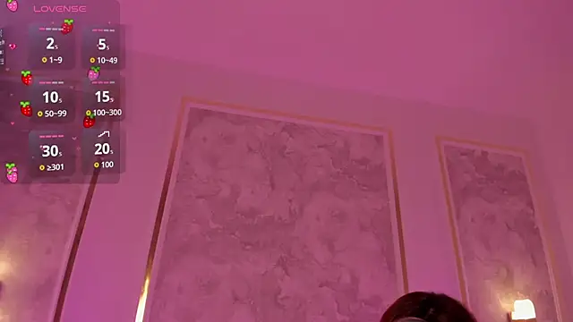 Snapshot of doll_eyees_ chatting on 10/17/25, 02:26 doll eyees online show from 10/17/25, 02:26