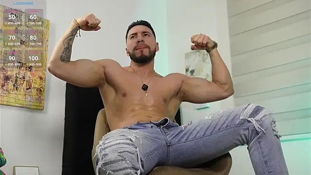 Snapshot of Thiago_Hill chatting on 02/22/26, 05:36 Thiago Hill online show from 02/22/26, 05:36