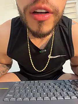 Snapshot of Thiago_Hill chatting on 01/07/26, 05:01 Thiago Hill online show from 01/07/26, 05:01