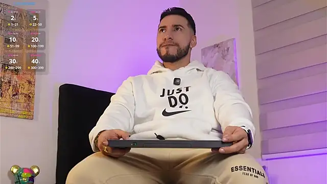 Snapshot of Thiago_Hill chatting on 02/17/26, 12:30 Thiago Hill online show from 02/17/26, 12:30