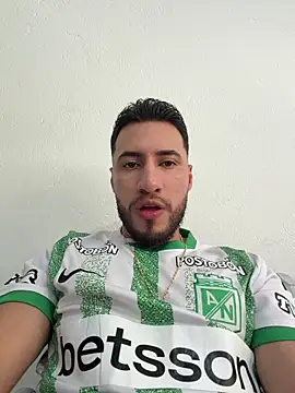 Thiago Hill online show from 03/17/26, 04:32