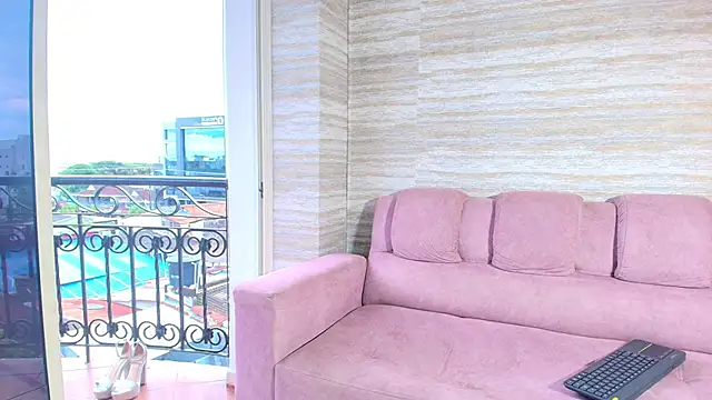 Dani rivass online show from 09/30/25, 11:38