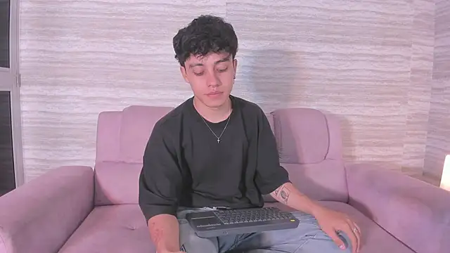 Snapshot of Dani_rivass chatting on 02/02/26, 11:42 Dani rivass online show from 02/02/26, 11:42