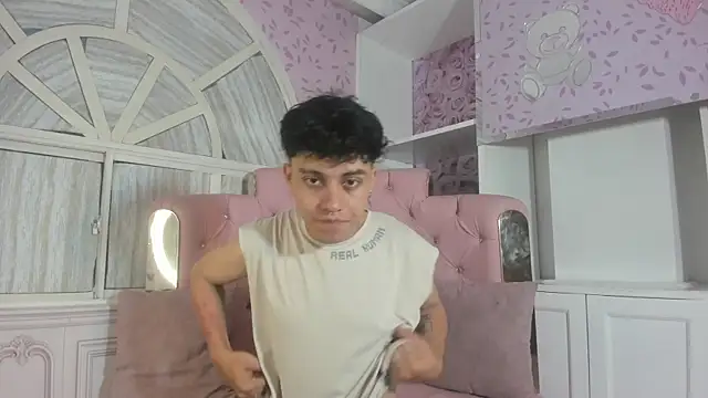 Snapshot of Dani_rivass chatting on 01/16/26, 11:36 Dani rivass online show from 01/16/26, 11:36