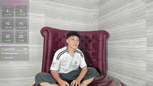 Snapshot of Dani_rivass chatting on 02/11/26, 11:43 Dani rivass online show from 02/11/26, 11:43