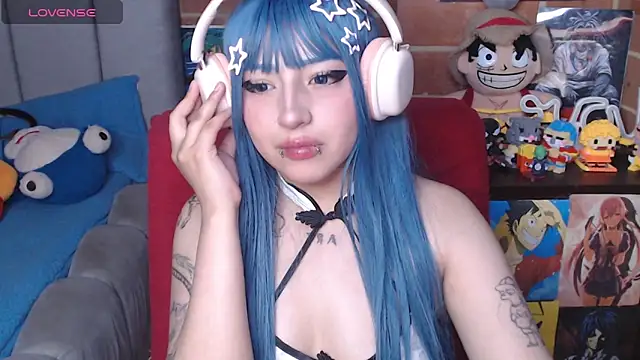 Snapshot of _alexa19pretty_ chatting on 04/22/26, 06:25 alexa19pretty online show from 04/22/26, 06:25