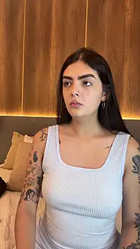 Snapshot of AliceRitter chatting on 11/24/25, 05:24 AliceRitter online show from 11/24/25, 05:24