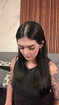 Snapshot of AliceRitter chatting on 04/24/26, 11:07 AliceRitter online show from 04/24/26, 11:07