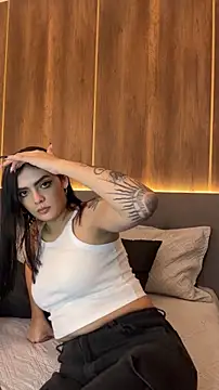 Snapshot of AliceRitter chatting on 10/28/25, 06:07 AliceRitter online show from 10/28/25, 06:07