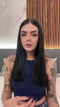 Snapshot of AliceRitter chatting on 04/07/26, 10:11 AliceRitter online show from 04/07/26, 10:11