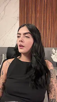 Snapshot of AliceRitter chatting on 03/25/26, 12:33 AliceRitter online show from 03/25/26, 12:33