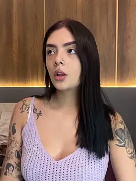 Snapshot of AliceRitter chatting on 09/10/25, 05:45 AliceRitter online show from 09/10/25, 05:45