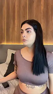 Snapshot of AliceRitter chatting on 10/27/25, 06:09 AliceRitter online show from 10/27/25, 06:09