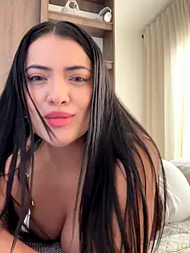 Lu090  online show from 10/17/25, 02:41