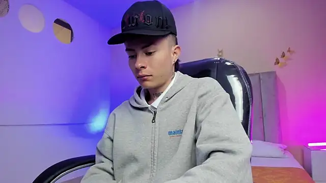 Nascary Fox online show from 04/07/26, 12:29