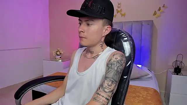 Nascary Fox online show from 02/09/26, 07:23