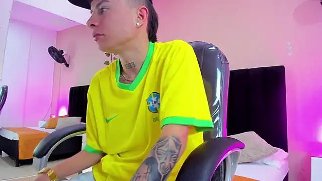 Nascary Fox online show from 11/29/25, 07:58