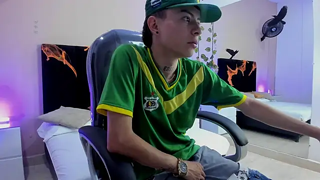 Nascary Fox online show from 10/27/25, 08:10