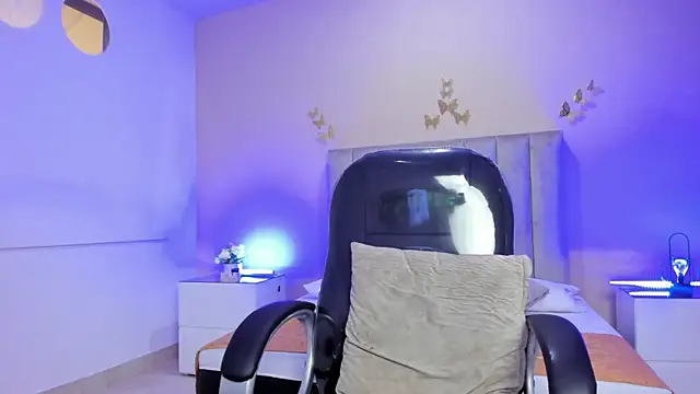 Nascary Fox online show from 04/03/26, 01:06