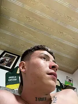 Nascary Fox online show from 04/14/26, 02:27