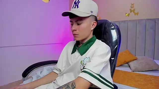 Nascary Fox online show from 01/16/26, 08:35