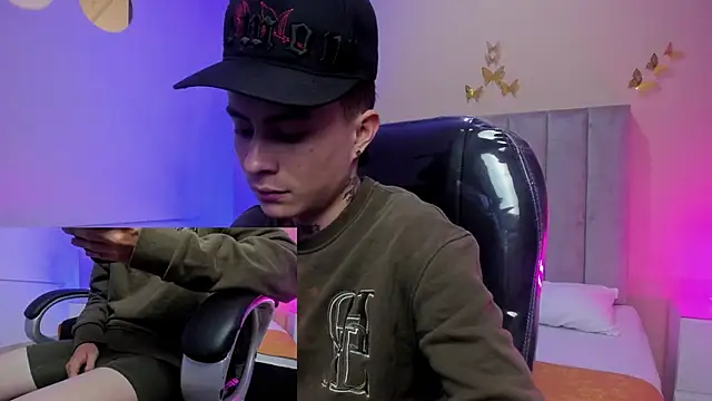 Nascary Fox online show from 03/21/26, 01:04