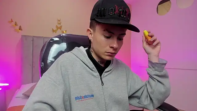 Nascary Fox online show from 03/25/26, 12:59