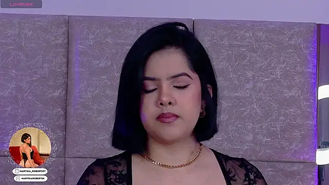 Martina-Roberts- online show from 10/23/25, 04:00