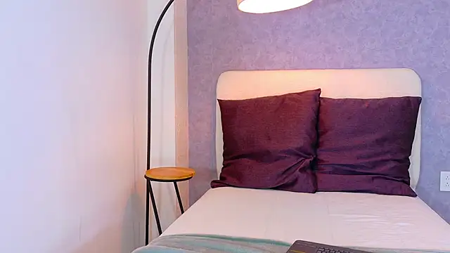 Snapshot of Tracielowe_w chatting on 11/30/25, 03:29 Tracielowe w online show from 11/30/25, 03:29