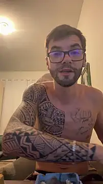 Snapshot of Leonsouzaof chatting on 03/01/26, 09:48 Leonsouzaof online show from 03/01/26, 09:48