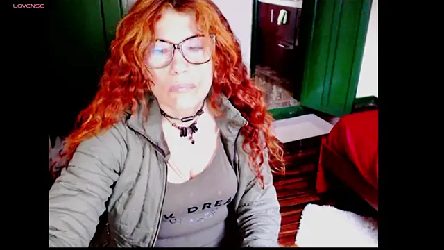 Snapshot of fenix_colette chatting on 07/10/26, 11:54 fenix colette online show from 07/10/26, 11:54