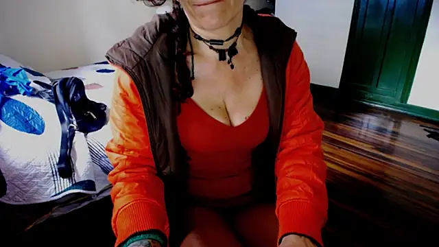 fenix colette online show from 05/20/26, 01:52