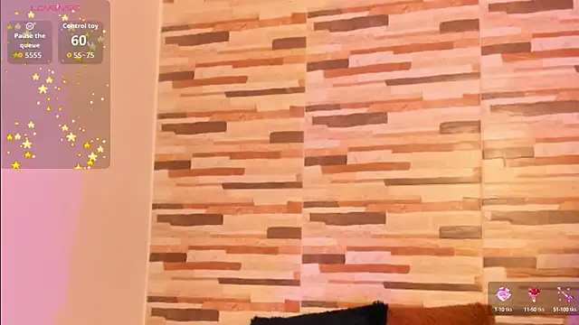 Snapshot of ChloeeMason chatting on 09/30/25, 11:05 ChloeeMason online show from 09/30/25, 11:05