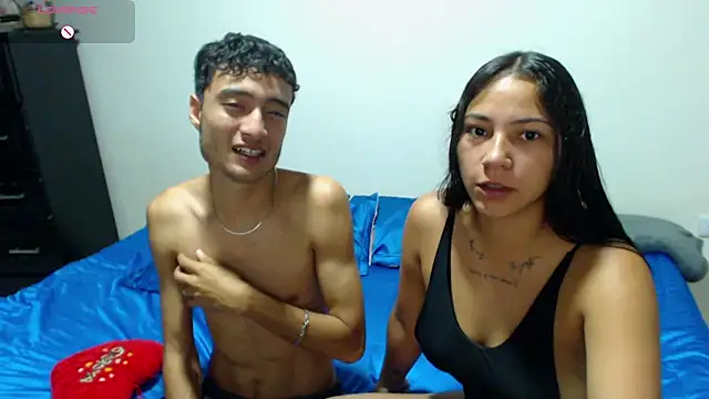 camiYwY online show from 11/26/25, 08:47