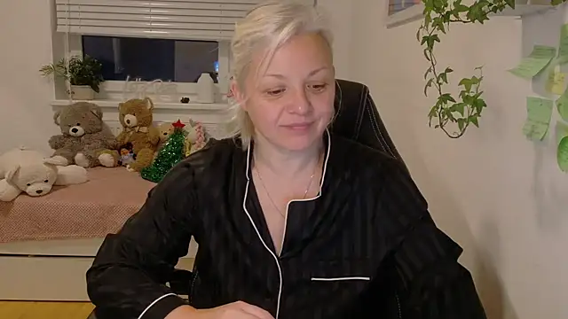 Linsy Kim online show from 01/19/26, 06:06