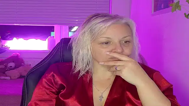 Linsy Kim online show from 02/07/26, 06:49