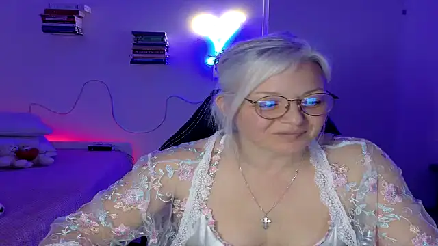 Linsy Kim online show from 04/15/26, 07:58