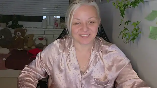 Linsy Kim online show from 02/04/26, 10:27