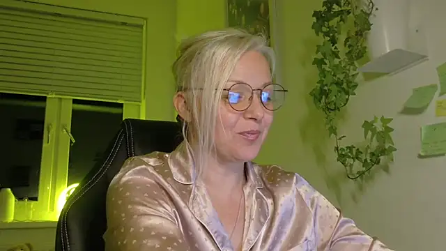 Linsy Kim online show from 03/06/26, 08:26