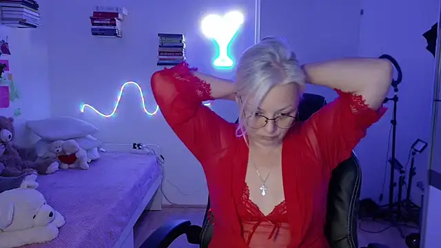 Linsy Kim online show from 04/08/26, 06:09