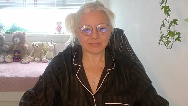 Linsy Kim online show from 01/10/26, 09:04