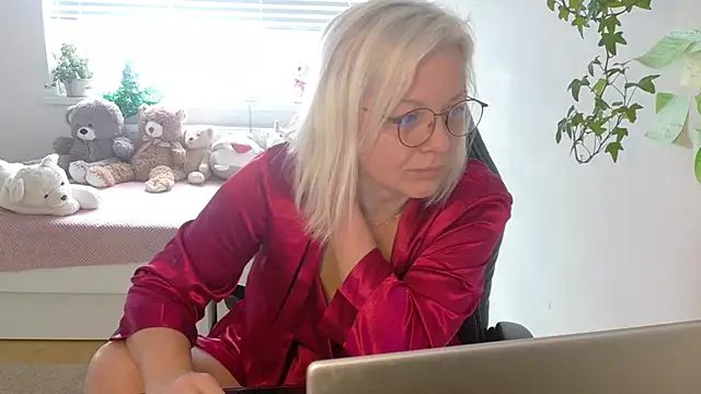 Linsy Kim online show from 02/08/26, 10:35