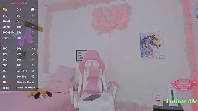 milfAaura online show from 03/26/26, 03:16