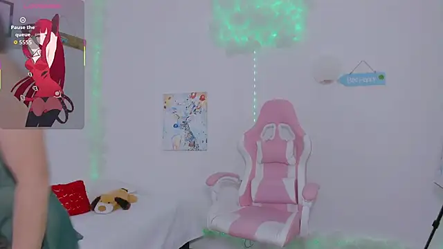 milfAaura online show from 09/30/25, 02:06